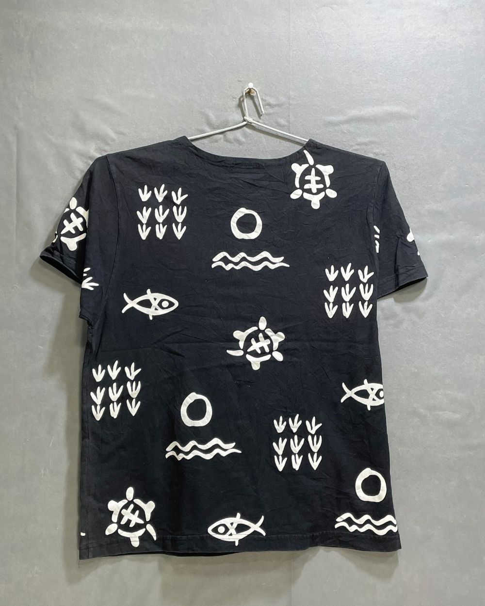 M.Mac Black Polyester Jersey Sport For Women T Shirt Large - Preloved Labels