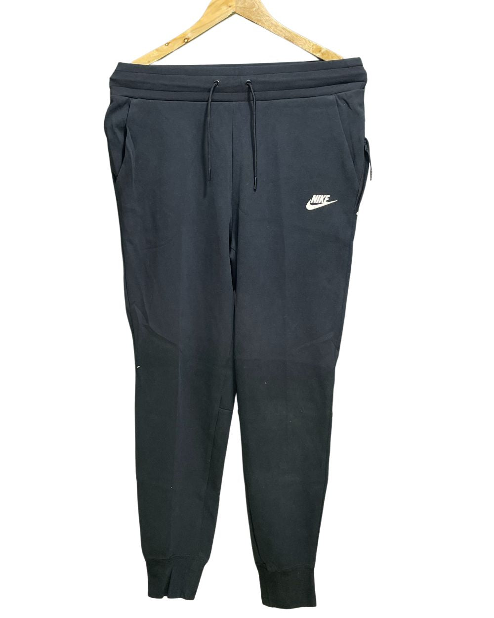 Nike Black Polyester Winter Trouser For Men Small - Preloved Labels