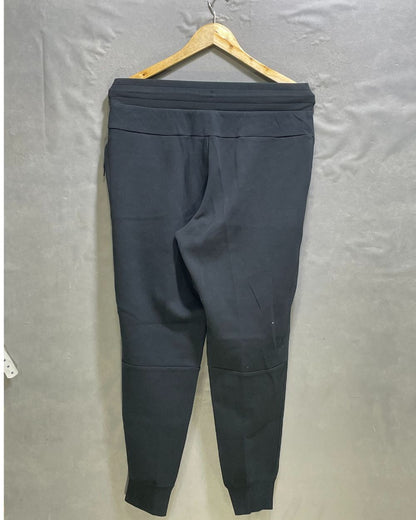 Nike Black Polyester Winter Trouser For Men Small - Preloved Labels