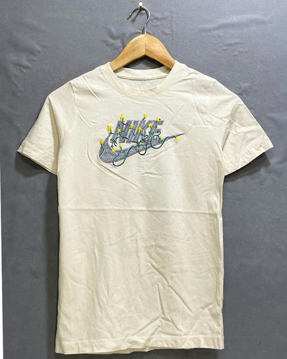 Nike Cream Sport For Women T Shirt M - Preloved Labels