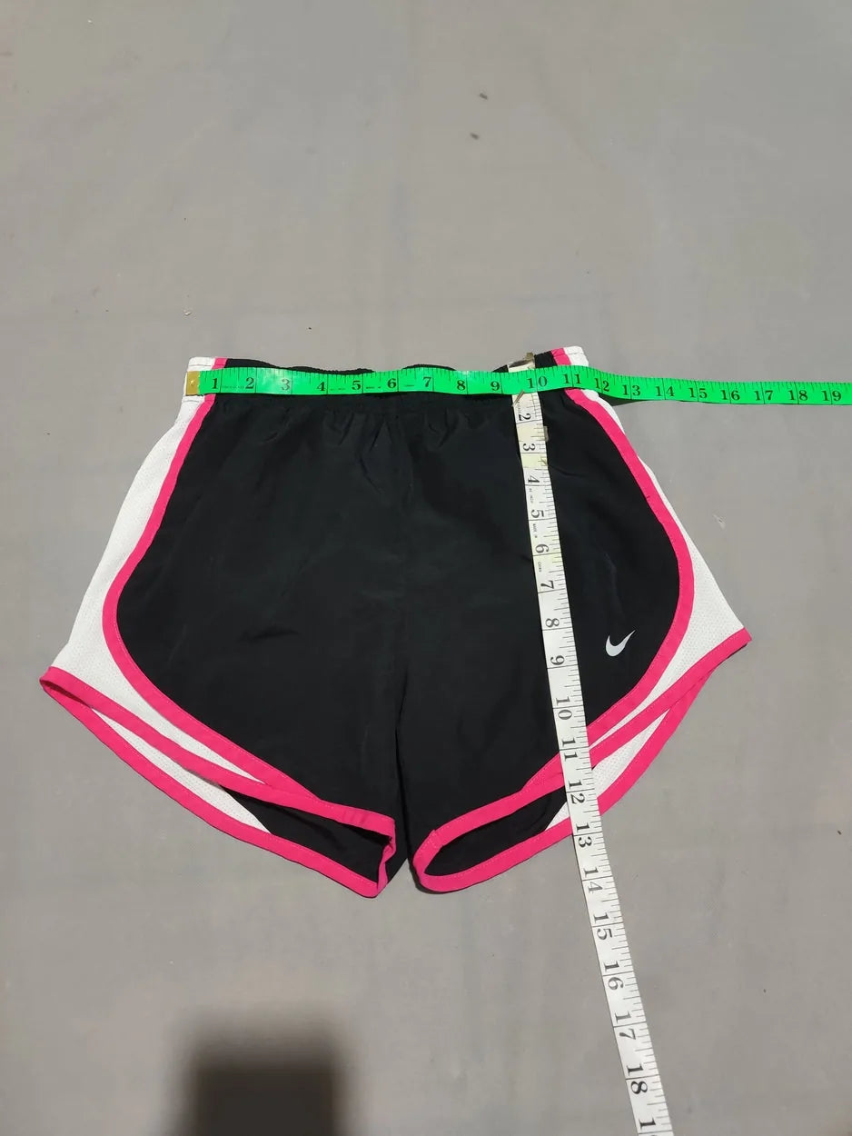Nike Dri Fit Women Black Sport Short – Preloved Labels (view 4)