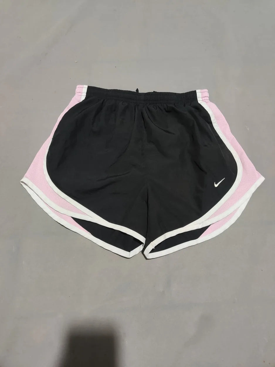 Nike Dri Fit Women Black Sport Short – Preloved Labels (view 2)