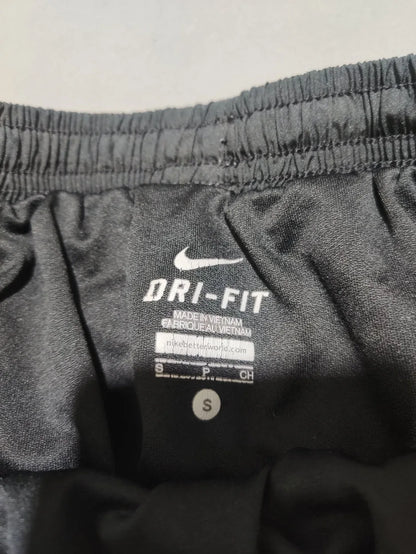Nike Dri Fit Women Black Sport Short – Preloved Labels (view 3)