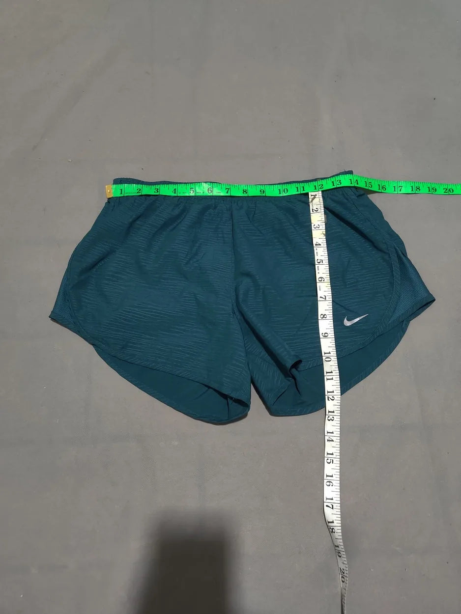 Nike Dri Fit Women Green Sport Short – Preloved Labels (view 4)