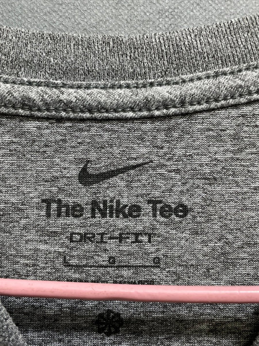 Nike Gray For Men Sports T Shirt L - Preloved Labels