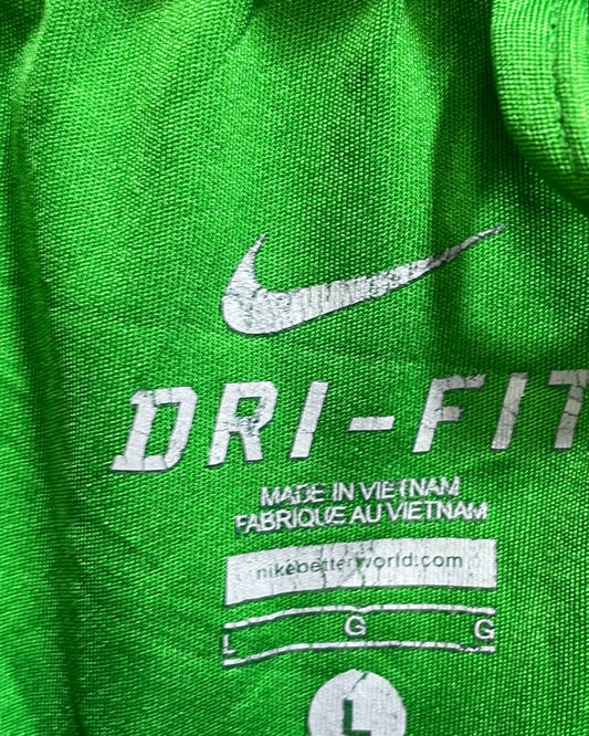 Nike Green Sports Short For Men L - Preloved Labels