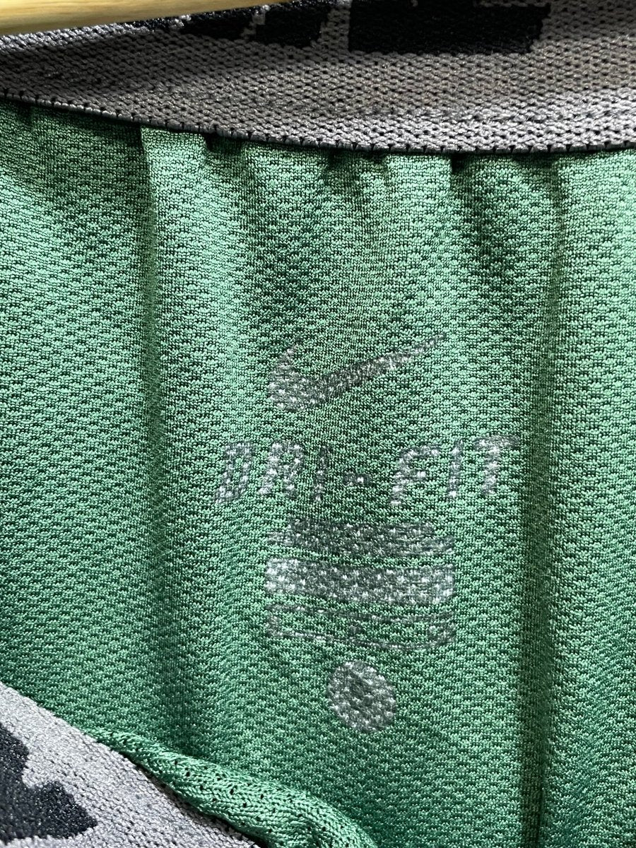 Nike Green Sports Short For Men M - Preloved Labels