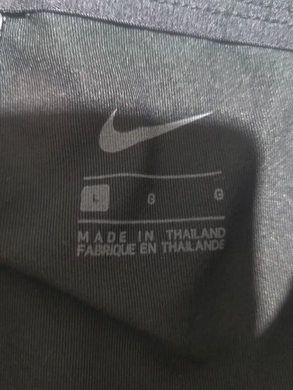 Nike just Do It Women Black Sport Short – Preloved Labels (view 3)