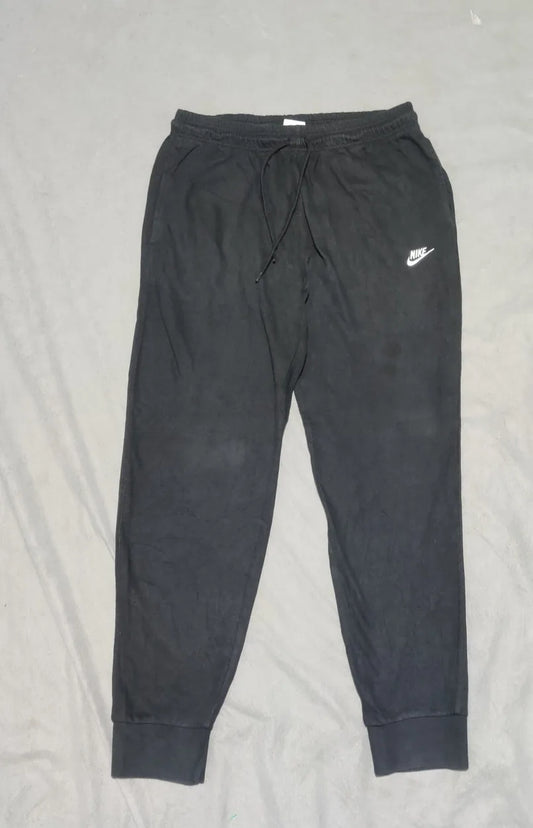Nike Men Cotton Black Trouser M – Preloved Labels (view 2)