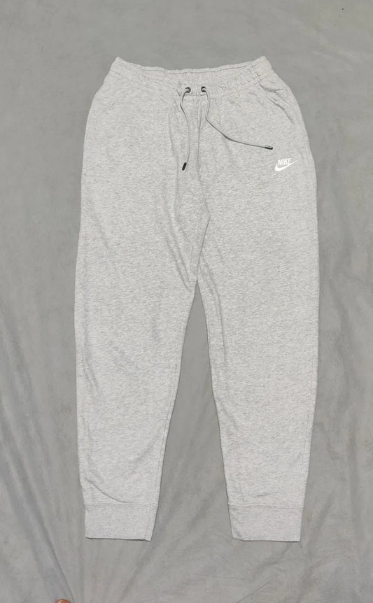 Nike Men Cotton Gray Trouser M – Preloved Labels (view 2)