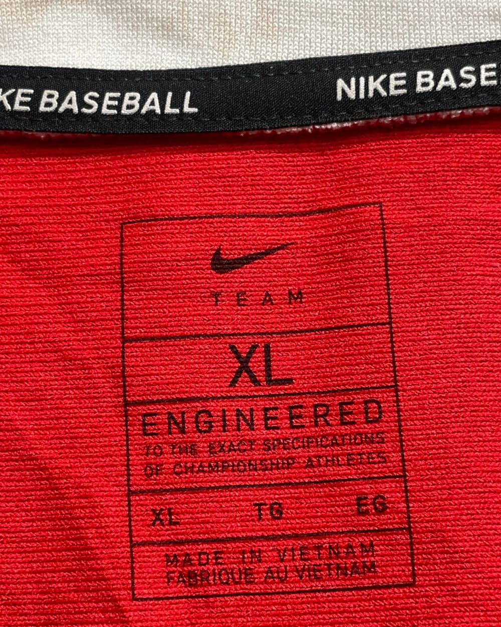 Nike Red Sport For Women T Shirt XL - Preloved Labels