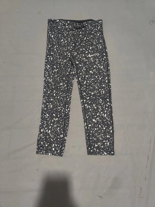 Nike Women Black Sport Tights – Preloved Labels (view 2)