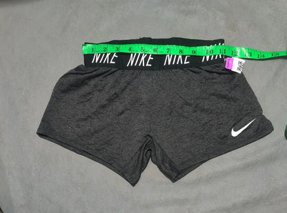 Nike Women Gray Underwear – Preloved Labels (view 4)