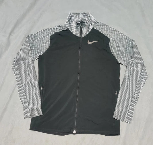Nike Women Sport Black Sweatshirt S – Preloved Labels (view 2)