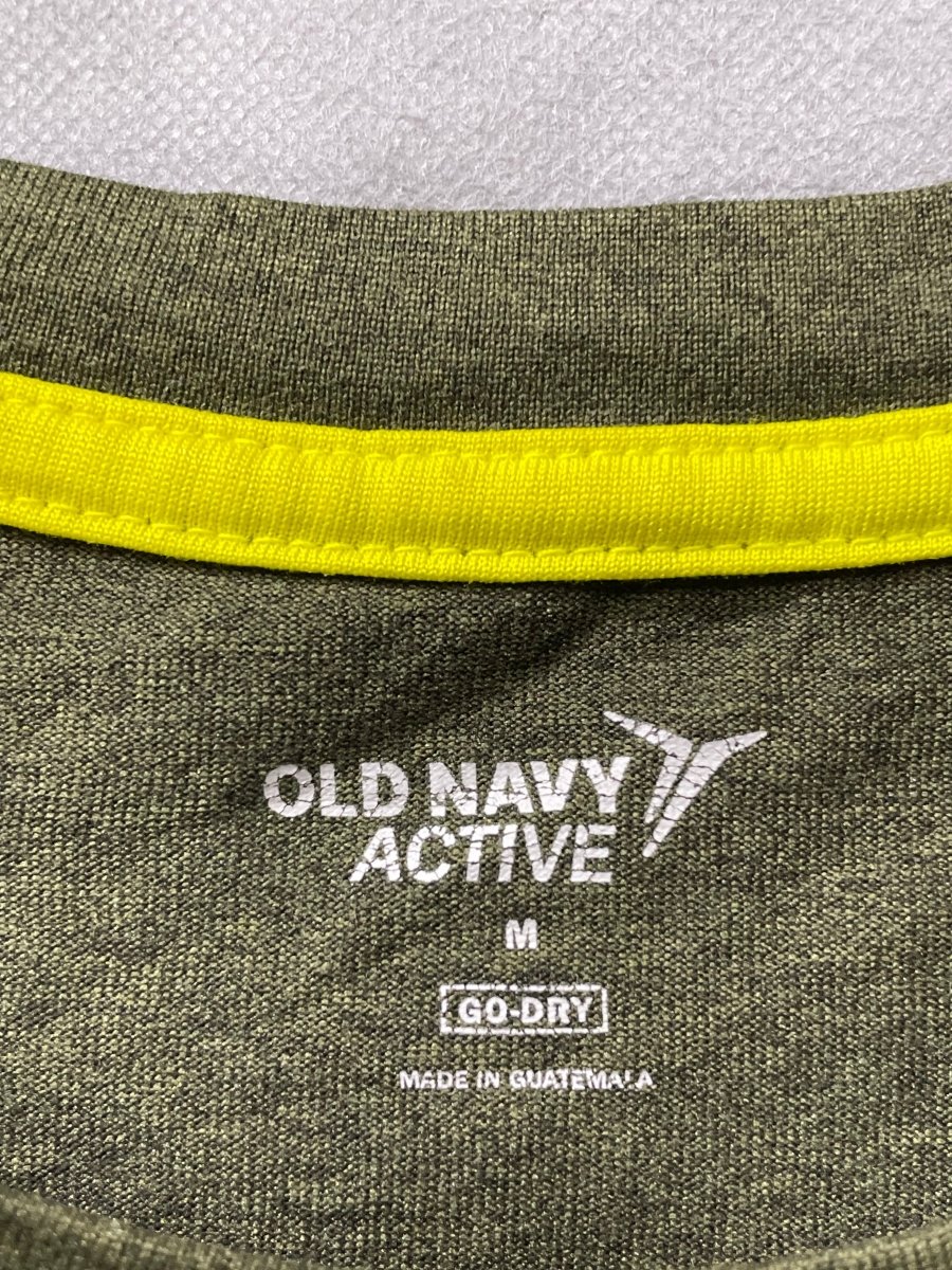Old Navy Green Cotton T Shirt For Men M - Preloved Labels