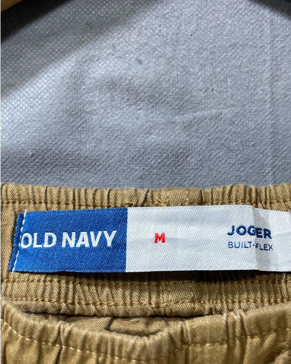 Old Navy Khaki Cotton Short For Men M - Preloved Labels