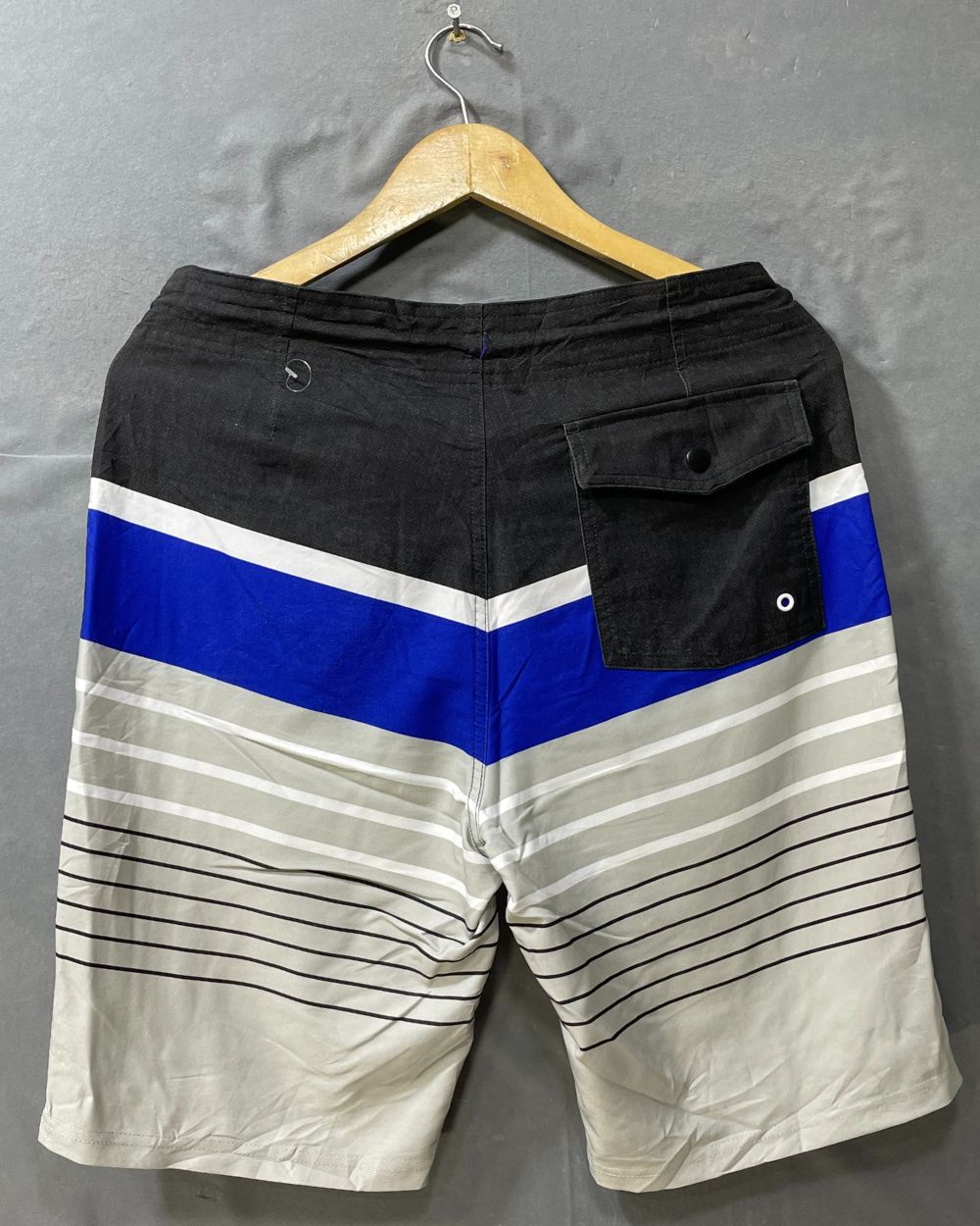 Old Navy Multi Parachute Short For Men S - Preloved Labels