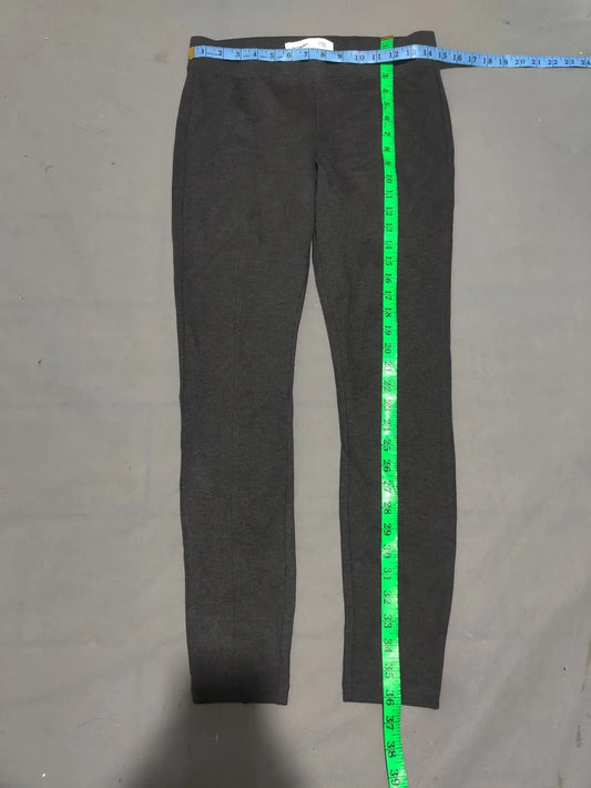 Old Navy Women Gray Sport Tights – Preloved Labels (view 2)