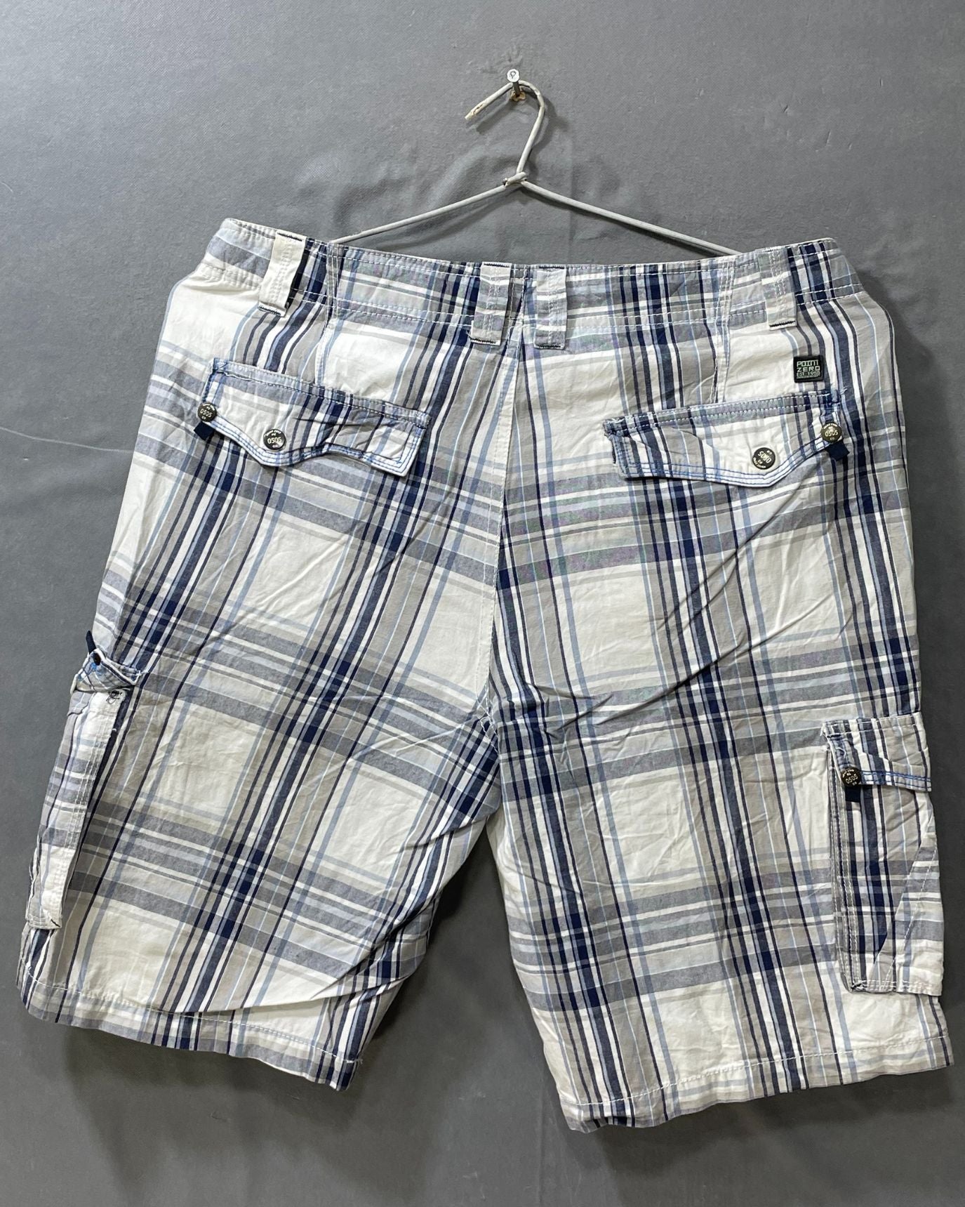 Point Zero White Cotton Short For Men M - Preloved Labels