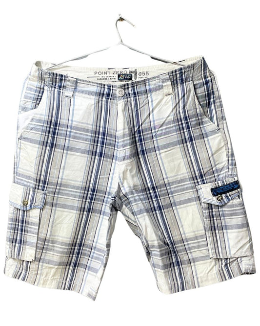 Point Zero White Cotton Short For Men M - Preloved Labels