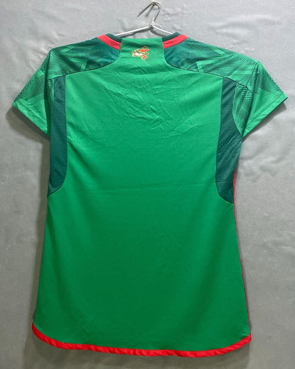 Preloved Labels Green Sport For Women T Shirt L - Preloved Labels