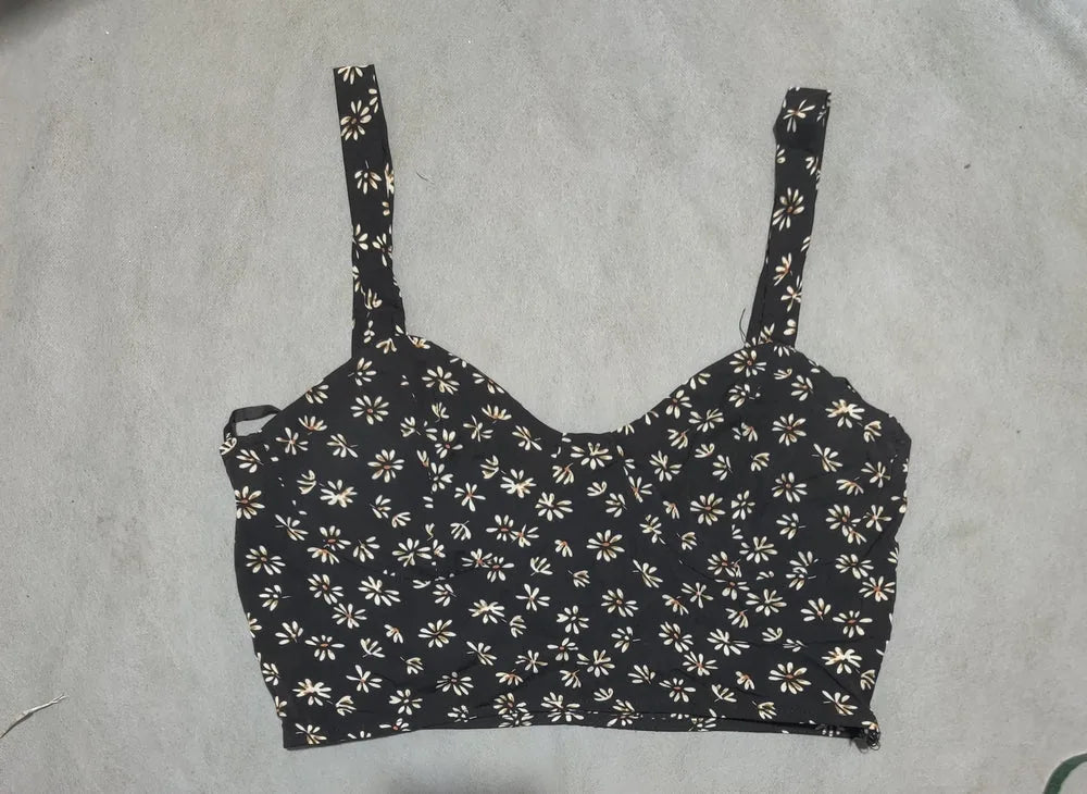 Preloved Women Black Sport Bra L – Preloved Labels (view 2)