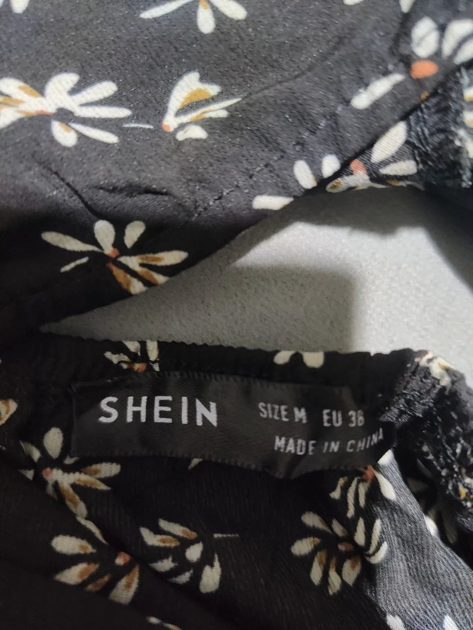 Preloved Women Black Sport Bra L – Preloved Labels (view 3)