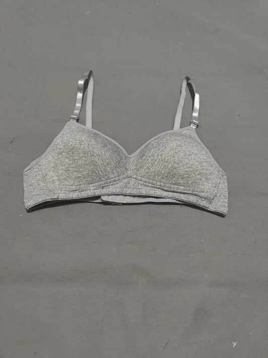 Preloved Women Gray Sport Bra M – Preloved Labels (view 2)