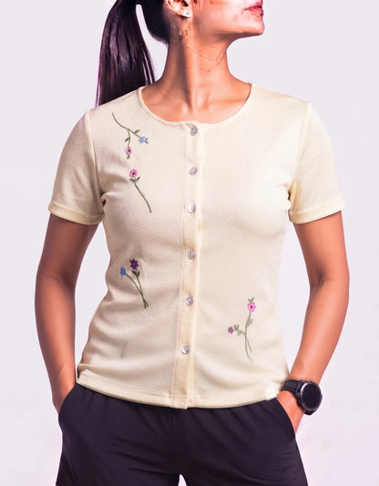 Preloved Women Polyester Cream Sweater M – Preloved Labels