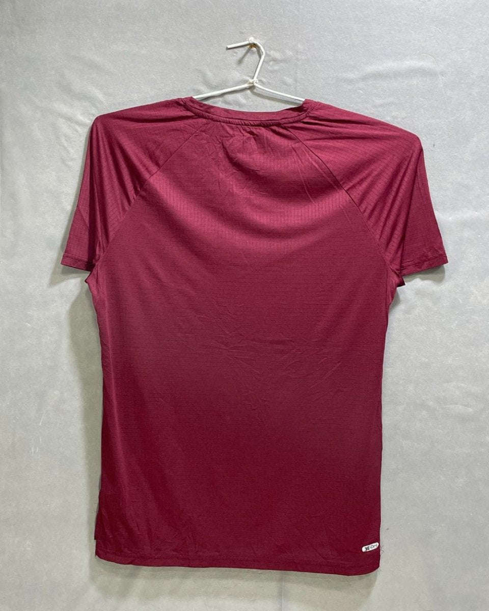 RBX Maroon Sports For Men T Shirt M - Preloved Labels