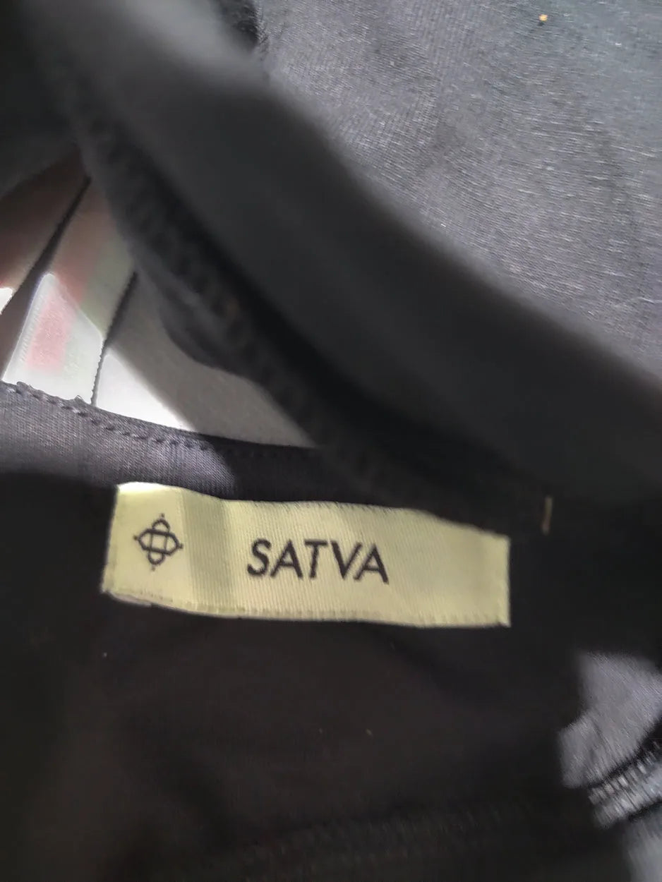 Satva Women Black Sport Bra S – Preloved Labels (view 3)