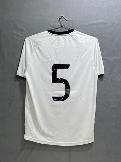 Savi White For Men Sports T Shirt M - Preloved Labels