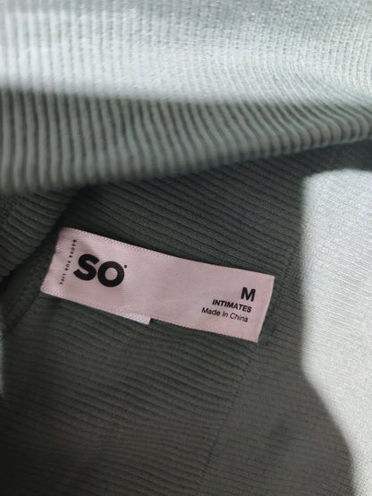 SO Women Green Sport Bra M – Preloved Labels (view 3)