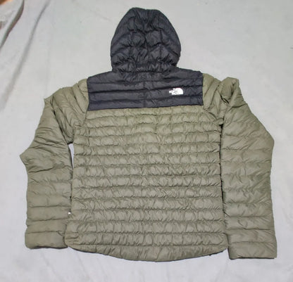 The North Face 700 Fill Men Polyester Black Olive Puffer Jacket S – Preloved Labels (view 7)