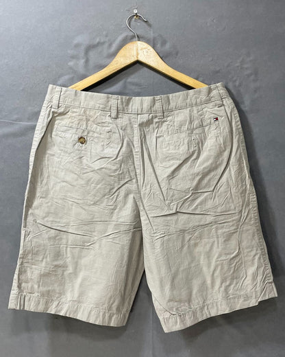 Tommy Hilfiger Gray Cotton Short For Men M - Preloved Labels
