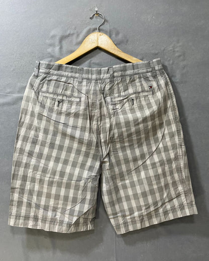 Tommy Hilfiger Gray Cotton Short For Men M - Preloved Labels