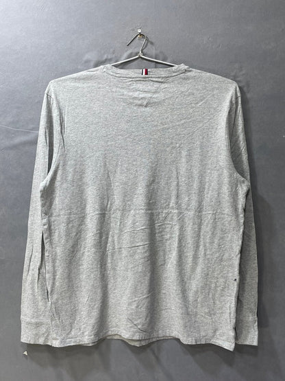 Tommy Hilfiger Gray Cotton T Shirt For Men XL - Preloved Labels