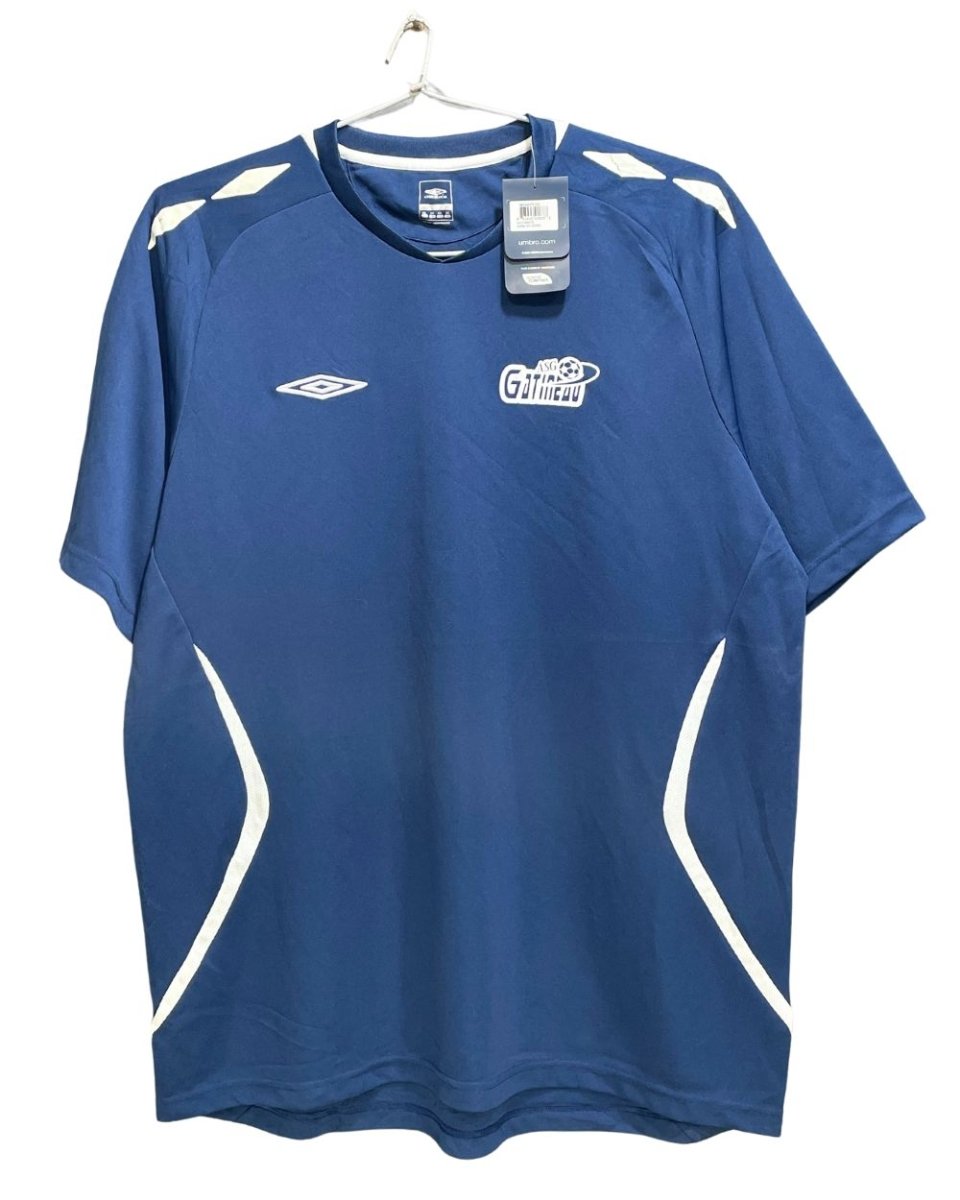 Umbro Blue For Men Sports T Shirt XXL - Preloved Labels