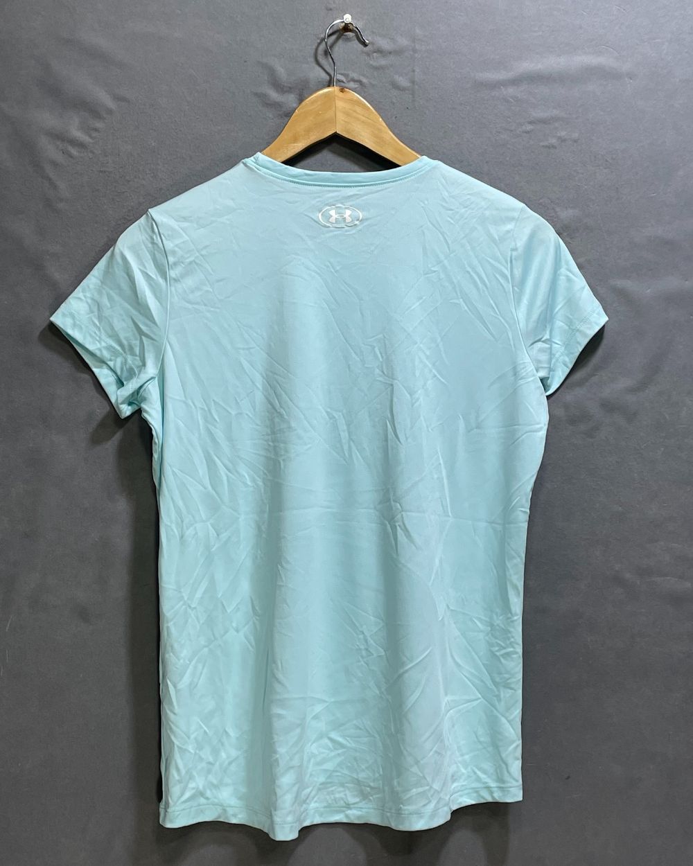 Under Armour Blue Sport For Women T Shirt L - Preloved Labels