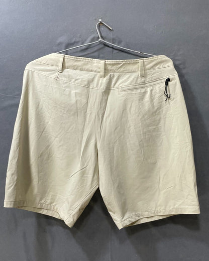 Under Armour Cream Polyester Short For Men XL - Preloved Labels