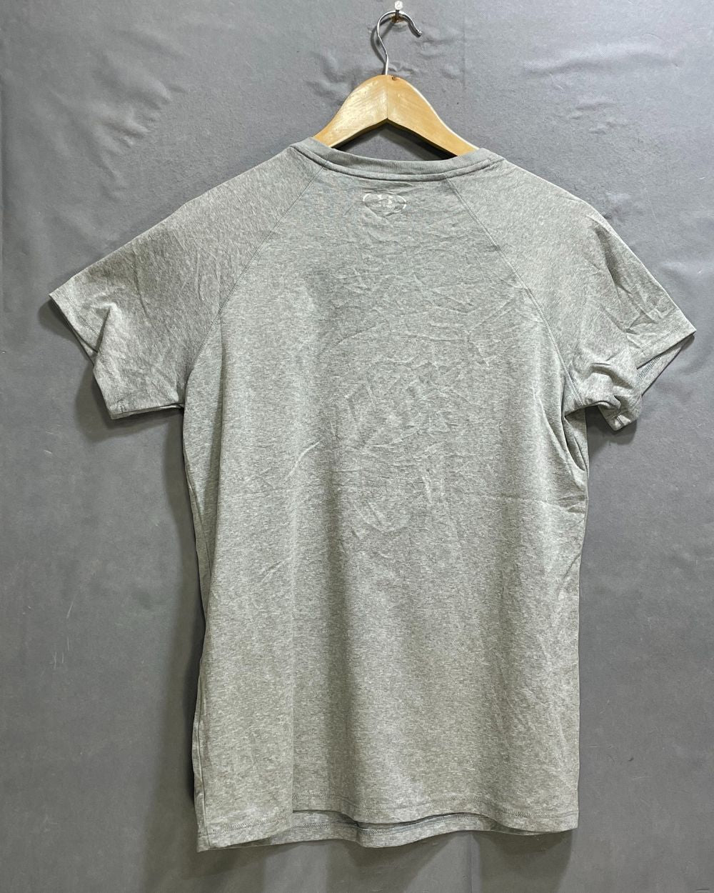 Under Armour Grey Sport For Women T Shirt Medium - Preloved Labels