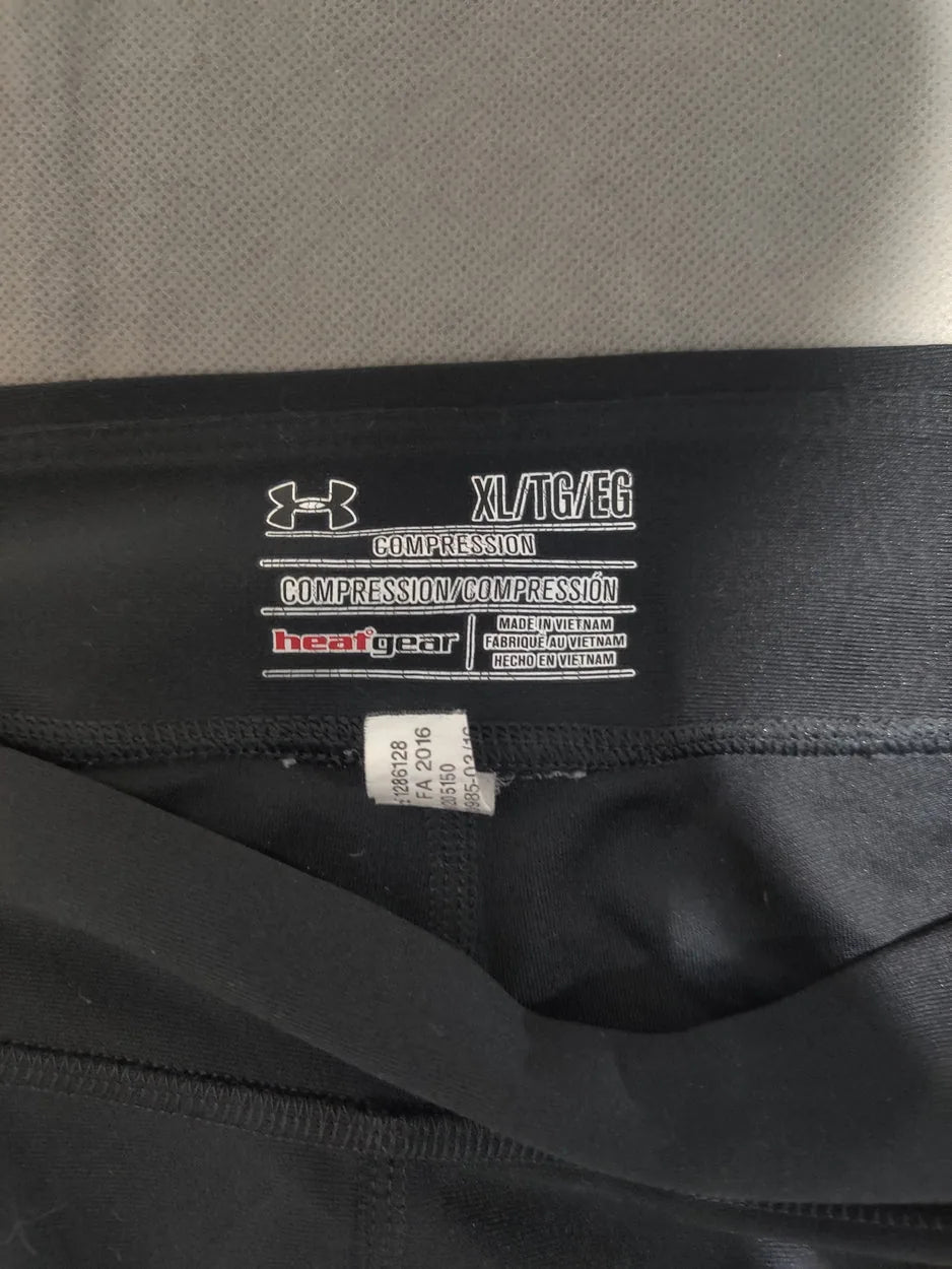 Under Armour Women Black Sport Tights – Preloved Labels (view 3)