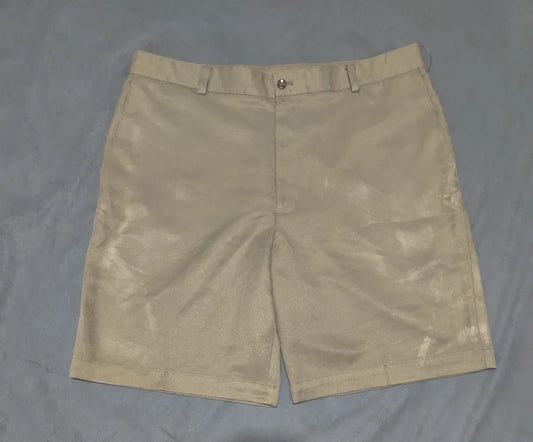 Van Heusen Men Cotton Cream Short – Preloved Labels (view 2)