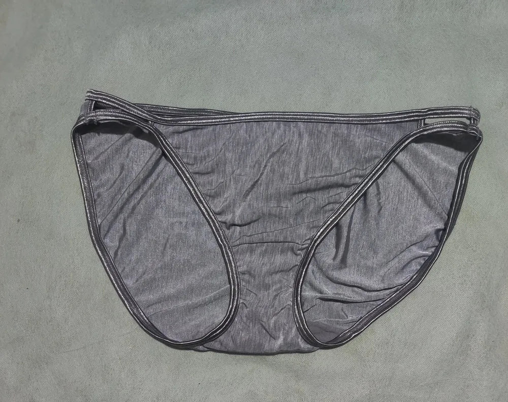 Vanity Fair Women Gray Underwear – Preloved Labels (view 2)