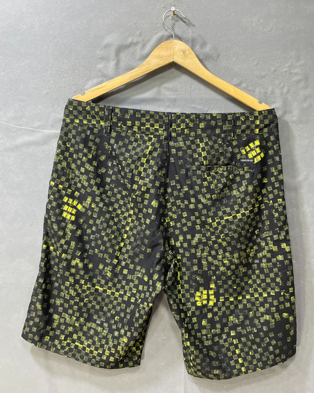 Vanphibian Black Polyester Short For Men M - Preloved Labels