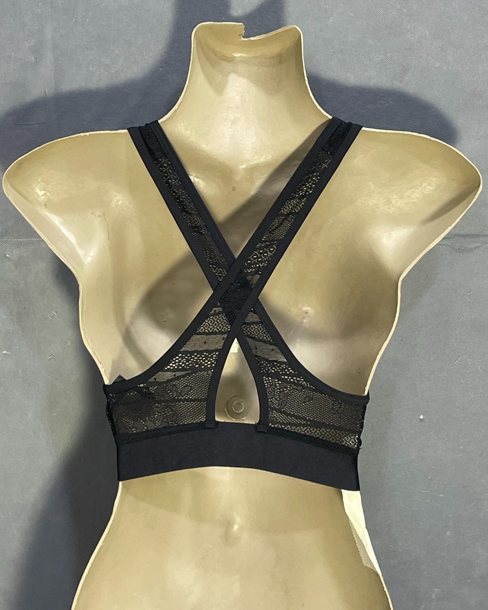 Victoria Black Bra For Women Medium - Preloved Labels