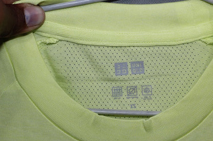 Uniqlo Dry Branded Original For Sports Round Neck Men T Shirt | Preloved Labels