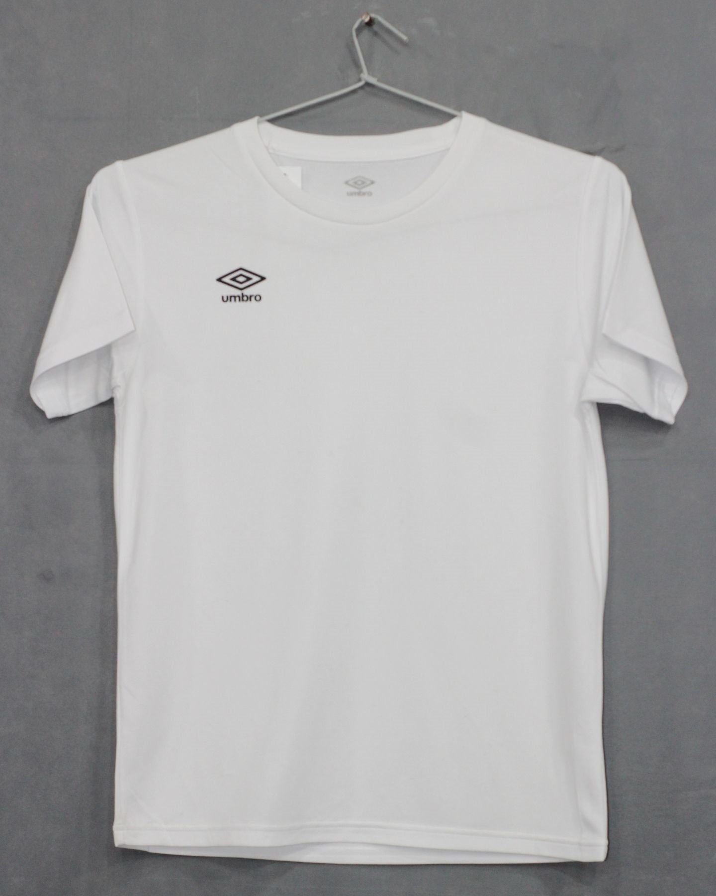 Umbro Branded Original For Sports Round Neck Men T Shirt | Preloved Labels