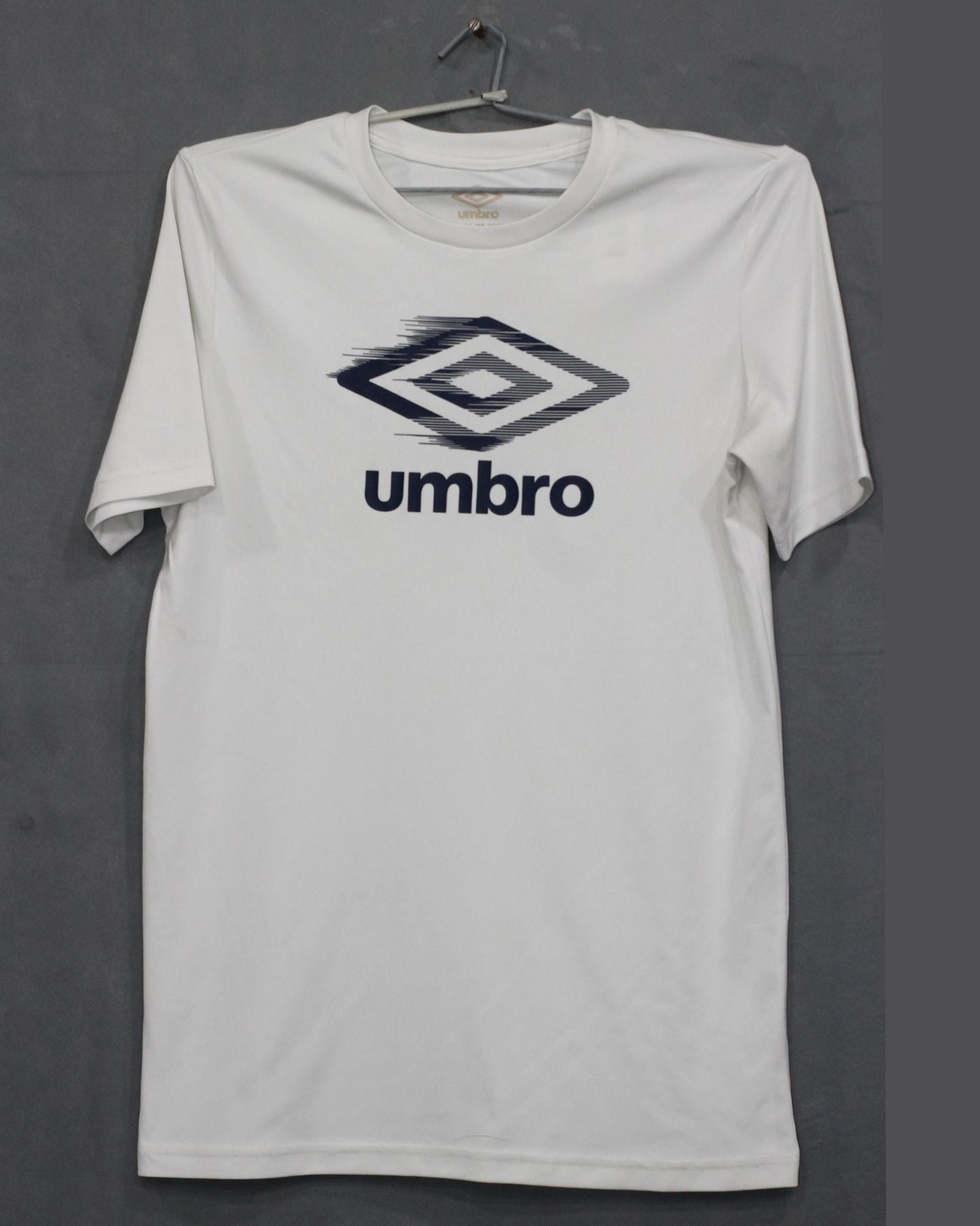 Umbro Branded Original For Sports Round Neck Men T Shirt | Preloved Labels